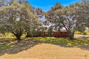 7287 Hanselman Rd, Victoria, TX 77905 - Photo 19