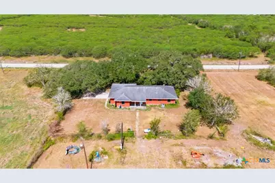 7287 Hanselman Road, Victoria, TX 77905 - Photo 29