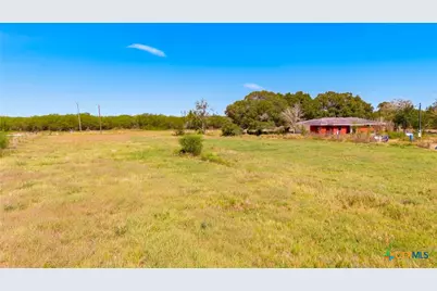7287 Hanselman Road, Victoria, TX 77905 - Photo 23