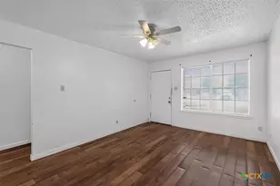 914 Travis Ln, Harker Heights, TX 76548 - Photo 3