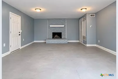 709 W Avenue D, Killeen, TX 76541 - Photo 9