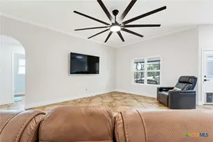 2401 Gail Dr, Copperas Cove, TX 76522 - Photo 5
