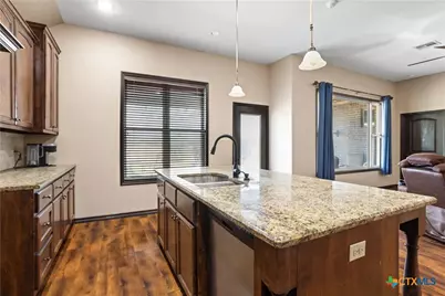615 Mason Circle, Victoria, TX 77904 - Photo 13