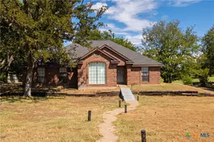206 Texas St, Copperas Cove, TX 76522 - Photo 1