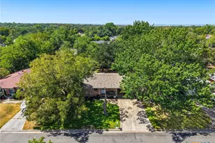 3213 Lawnwood Dr, Temple, TX 76502 - Photo 3