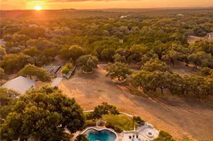 26037 Lewis Ranch Rd, New Braunfels, TX 78132 - Photo 3