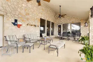 26037 Lewis Ranch Rd, New Braunfels, TX 78132 - Photo 33