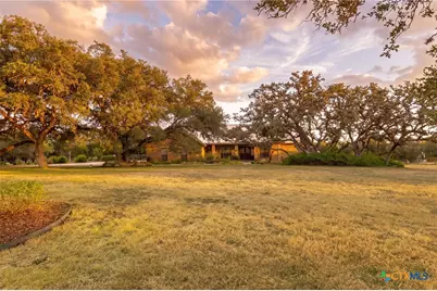 26037 Lewis Ranch Road, New Braunfels, TX 78132 - Photo 7