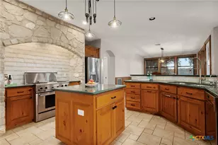 26037 Lewis Ranch Rd, New Braunfels, TX 78132 - Photo 13
