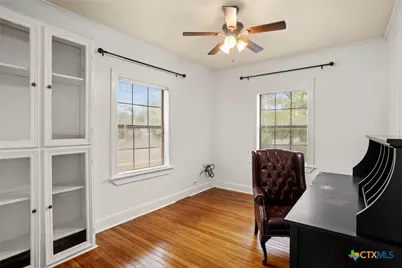 139 E 13th Avenue, Belton, TX 76513 - Photo 27