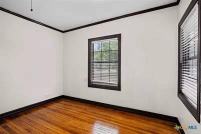 139 E 13th Avenue, Belton, TX 76513 - Photo 21