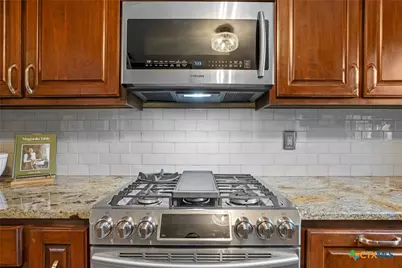 139 E 13th Avenue, Belton, TX 76513 - Photo 13
