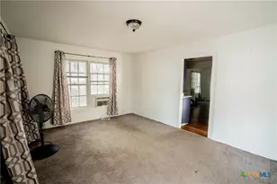 1408 E Power Ave, Victoria, TX 77901 - Photo 5