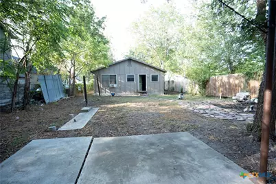 1408 E Power Avenue, Victoria, TX 77901 - Photo 13