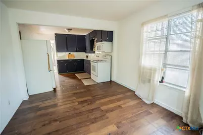 1408 E Power Avenue, Victoria, TX 77901 - Photo 11