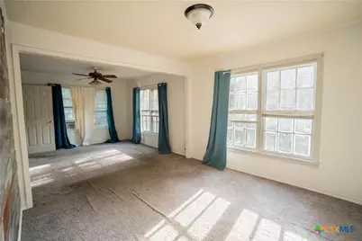 1408 E Power Avenue, Victoria, TX 77901 - Photo 9