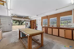 325 Booth Dr, San Marcos, TX 78666 - Photo 23