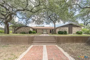 325 Booth Dr, San Marcos, TX 78666 - Photo 1
