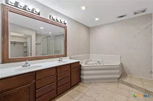 325 Booth Dr, San Marcos, TX 78666 - Photo 13