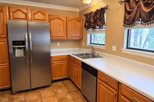 603 River Oaks Dr, Gatesville, TX 76528 - Photo 5