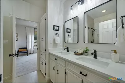 1174 Royal Eagle, Fischer, TX 78623 - Photo 35