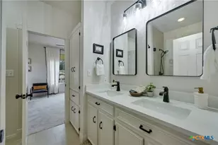 1174 Royal Eagle, Fischer, TX 78623 - Photo 35