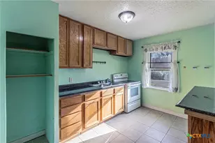 719 Mary Jane St, Belton, TX 76513 - Photo 5