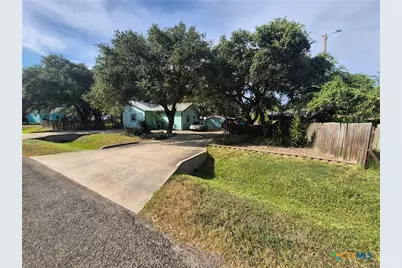 924 Ibis, Rockport, TX 78382 - Photo 1
