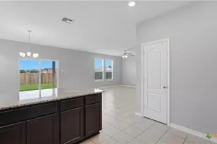 567 Pebble Bend, New Braunfels, TX 78130 - Photo 11