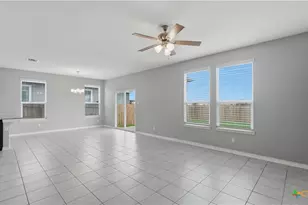 567 Pebble Bend, New Braunfels, TX 78130 - Photo 19