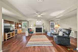 500 Kings Point Dr, Canyon Lake, TX 78133 - Photo 7