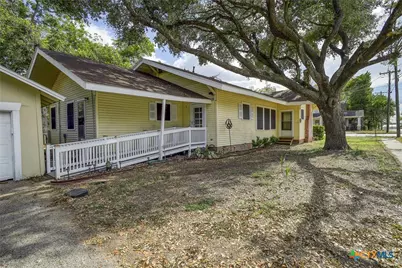 421 N Avenue G, Shiner, TX 77984 - Photo 25