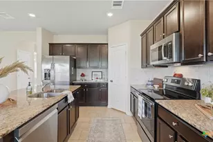5626 Meadow Sky, New Braunfels, TX 78132 - Photo 11