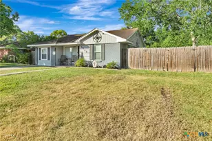 1518 Bonham Dr, Victoria, TX 77901 - Photo 17