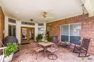 107 Zephyr Dr, Victoria, TX 77904 - Photo 5