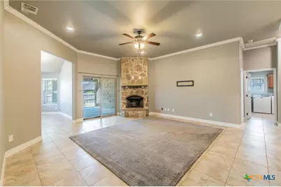 2105 Briar Hollow Drive, Temple, TX 76502 - Photo 3