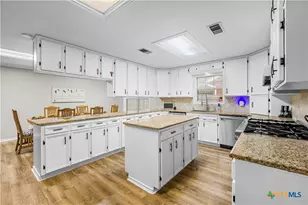 105 Tournament Dr, Victoria, TX 77904 - Photo 19