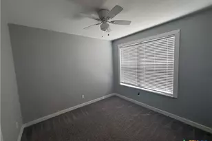 2201 E Colorado St, Victoria, TX 77901 - Photo 5