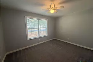 2201 E Colorado St, Victoria, TX 77901 - Photo 7