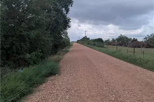 57 Key Rd, Victoria, TX 77905 - Photo 3