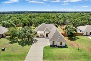 11175 Golden Eagle Ave, Salado, TX 76571 - Photo 3