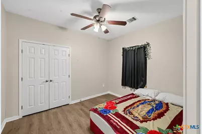 820 S Benavides Street, Port Lavaca, TX 77979 - Photo 25