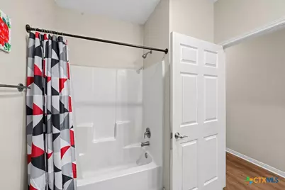 820 S Benavides Street, Port Lavaca, TX 77979 - Photo 19