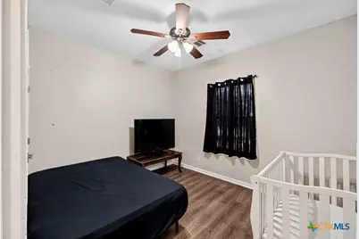 820 S Benavides Street, Port Lavaca, TX 77979 - Photo 29