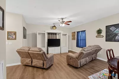 820 S Benavides Street, Port Lavaca, TX 77979 - Photo 9