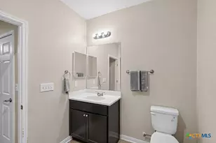 820 S Benavides St, Port Lavaca, TX 77979 - Photo 33