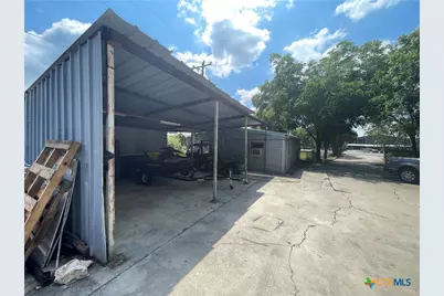 1910 Fm 2673, Canyon Lake, TX 78133 - Photo 37