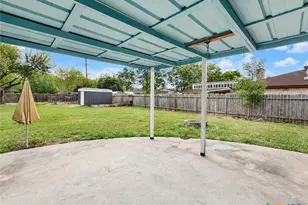 720 Whitewing St, Victoria, TX 77905 - Photo 17