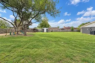 720 Whitewing St, Victoria, TX 77905 - Photo 21