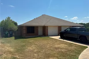 219 Janelle Dr, Copperas Cove, TX 76522 - Photo 1